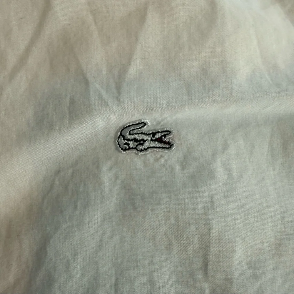 Lacoste Classic White Button-Up Tunic with Belt, Size 36 (S), 100% Cotton - Picture 12 of 14